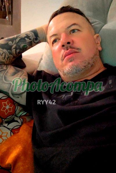 Tiago, garoto de programa em São Paulo