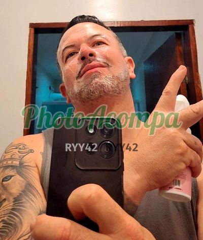 Tiago, garoto de programa em São Paulo