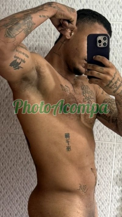 Preto Tatuado, garoto de programa na Zona Leste (SP)