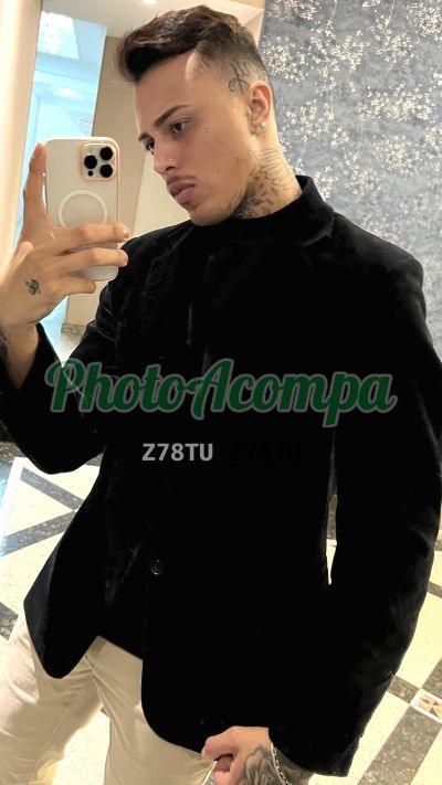 Ezequiel, garoto de programa na Vila Mariana (SP)