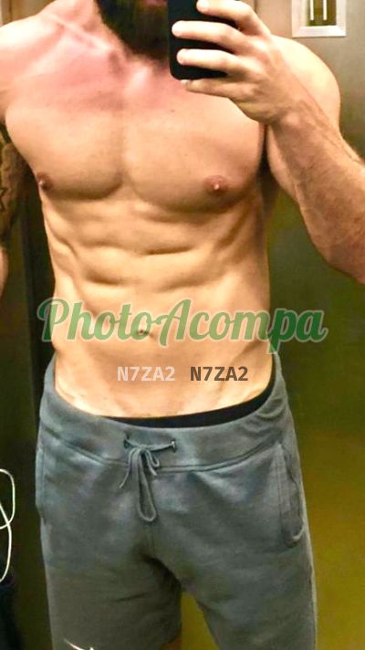 Henrique Lux, garoto de programa na Zona Sul (RJ)