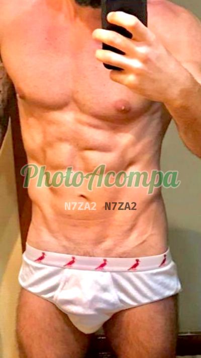 Henrique Lux, garoto de programa na Zona Sul (RJ)