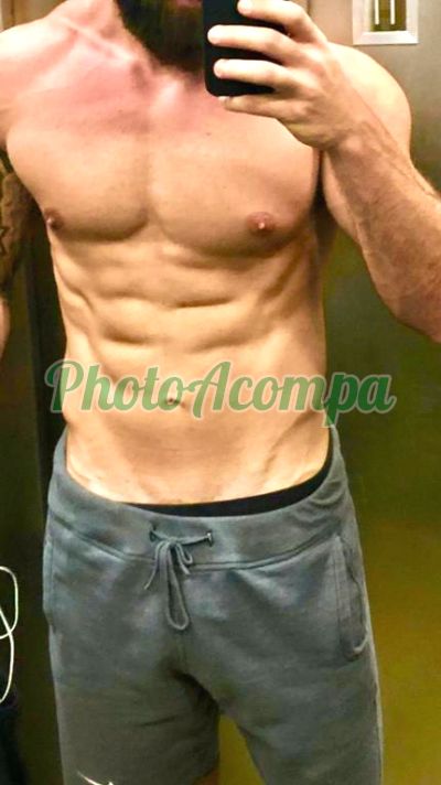Henrique Lux, garoto de programa na Zona Sul (RJ)