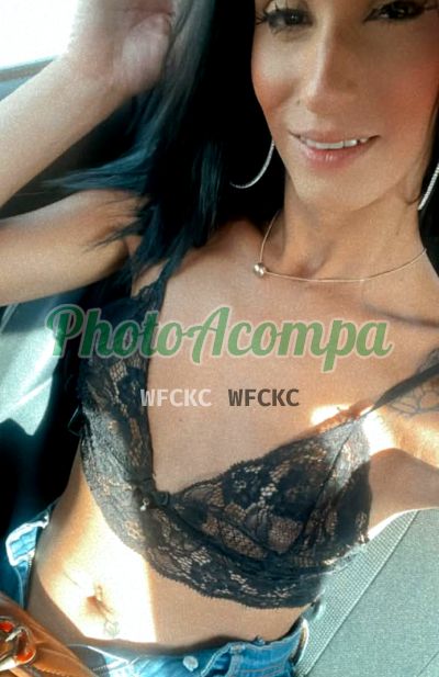 Mirela, travesti no Centro (Curitiba)