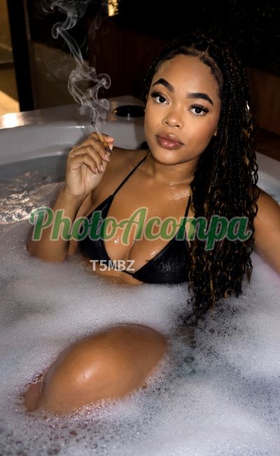 Nathy, garota de programa em Praia Grande