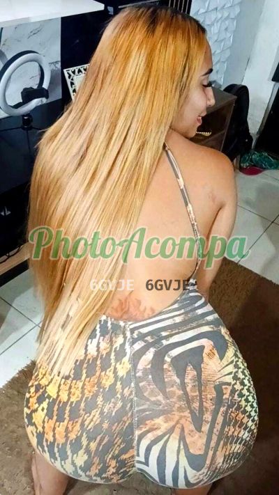 Barbie, mulher que faz videochamadas e sexting