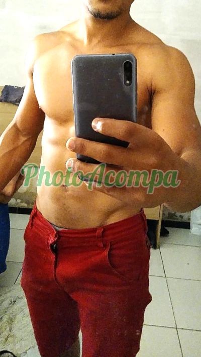 Matheus Da Silva Soares, garoto de programa em Ceilândia
