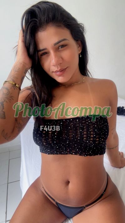 Laura (13) 97404-8457, escort em Praia Grande