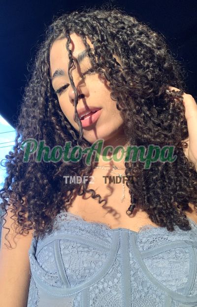 Honey, garota de programa em Duque de Caxias