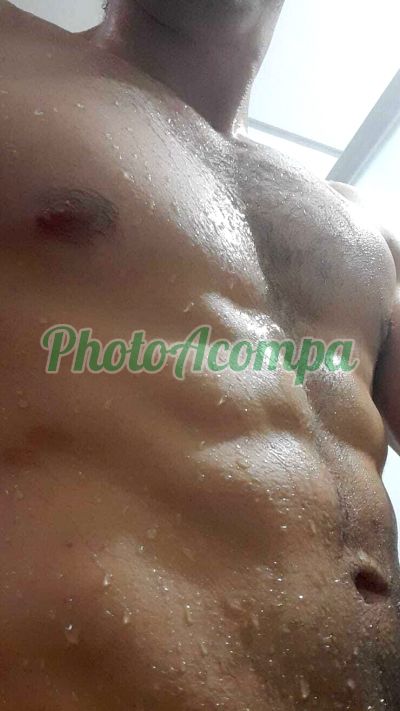 Natinho, garoto de programa na Zona Norte (SP)