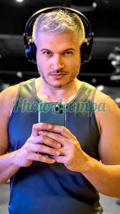Allex, garoto de programa em Piracicaba