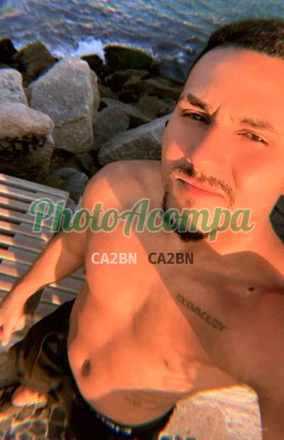 Vítor (21) 99502-2330, garoto de programa no Rio de Janeiro