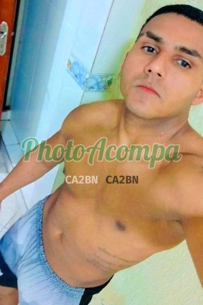 Vítor (21) 99502-2330, garoto de programa no Rio de Janeiro
