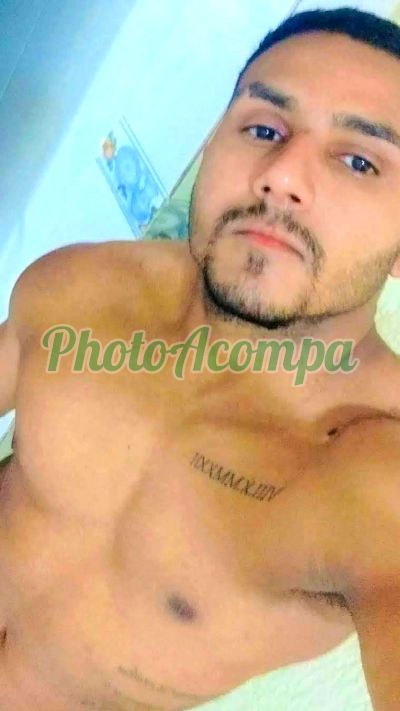 Vítor (21) 99502-2330, garoto de programa no Rio de Janeiro