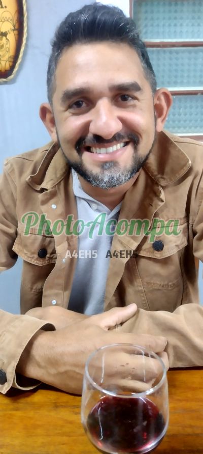 Alex, homem que faz massagens eróticas em São Paulo