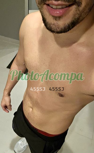 Erik Walker, garoto de programa em Santos
