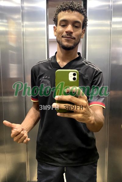 Henri, garoto de programa em Macaé