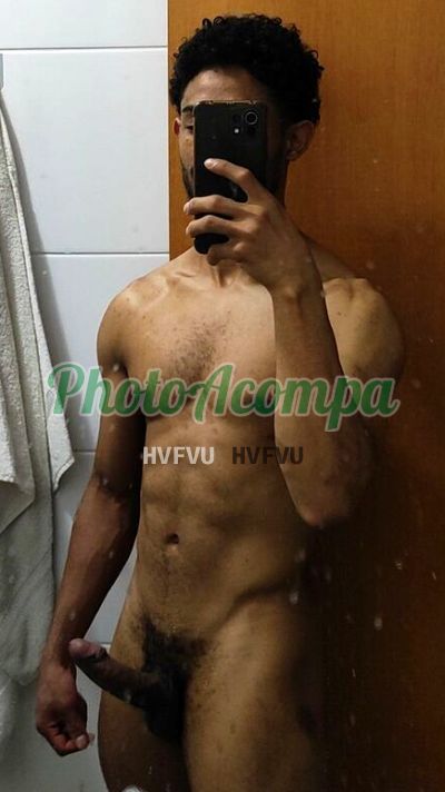 Doug, garoto de programa em Uberlândia
