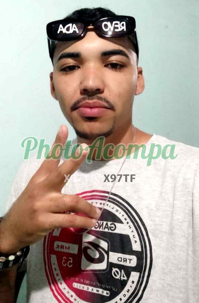 Marcos, garoto de programa em Santos