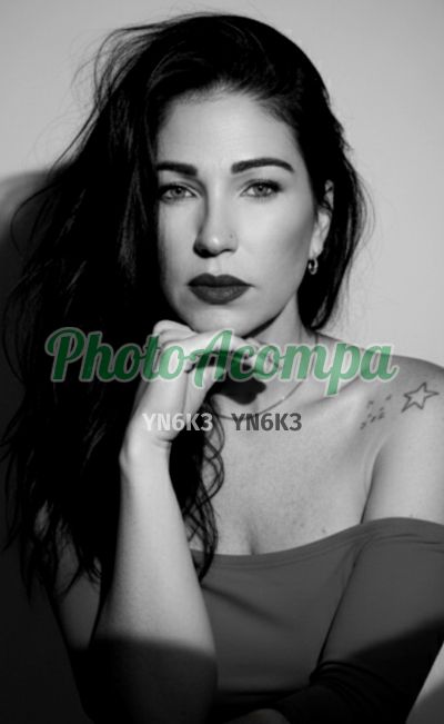 Julia Medeiros, escort em Santos
