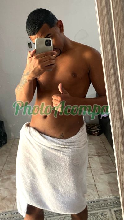 Juan (21) 97073-0076, garoto de programa em São João de Meriti