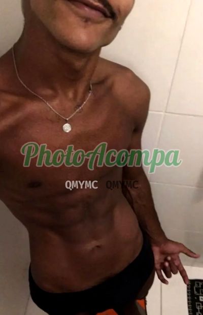 Henri, garoto de programa no Centro (RJ)