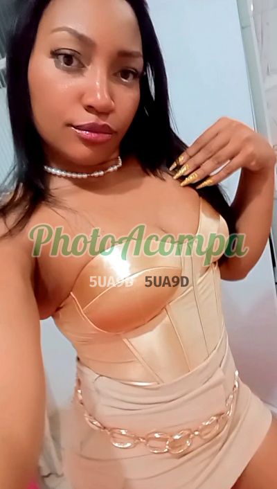 Rosalinda (21) 96883-0583, garota de programa em Queimados