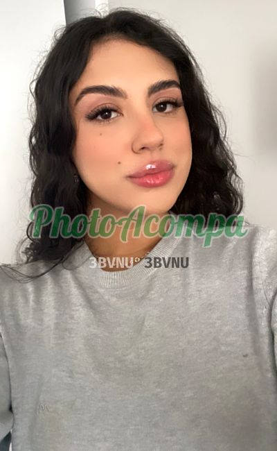 Luna, mulher que faz massagens eróticas em São Paulo