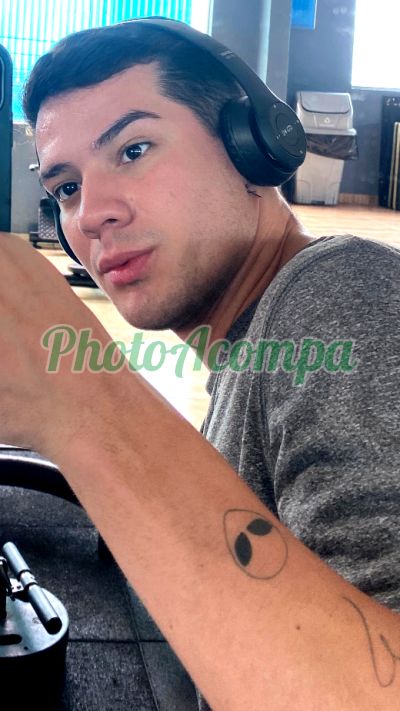 Junior Lima (92) 99272-8698, garoto de programa em Manaus