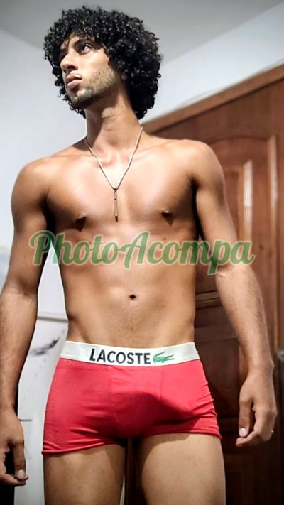 Valmir Neto (21) 96455-1784, garoto de programa em Queimados