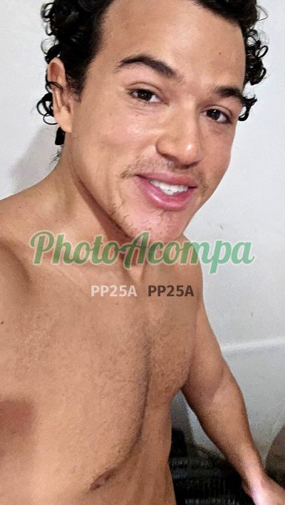 Gustavo, homem que faz massagens eróticas em Natal