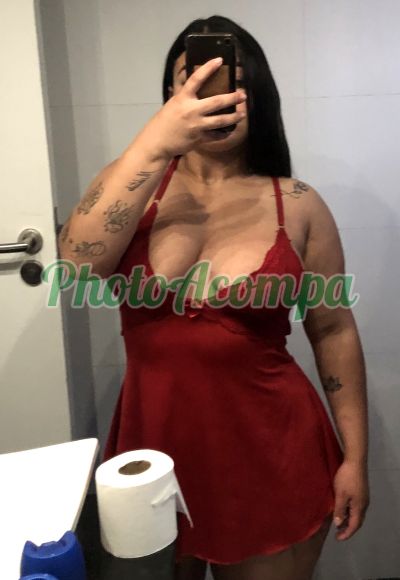 Hellen, escort em Paracambi