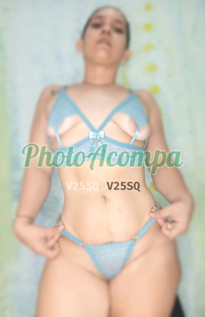 Mel, mulher que faz videochamadas e sexting
