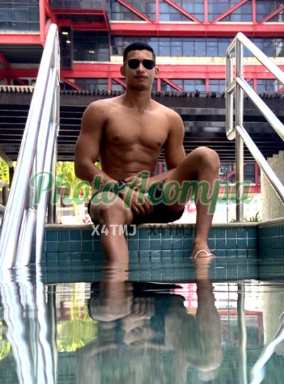 Caio, garoto de programa em Salvador