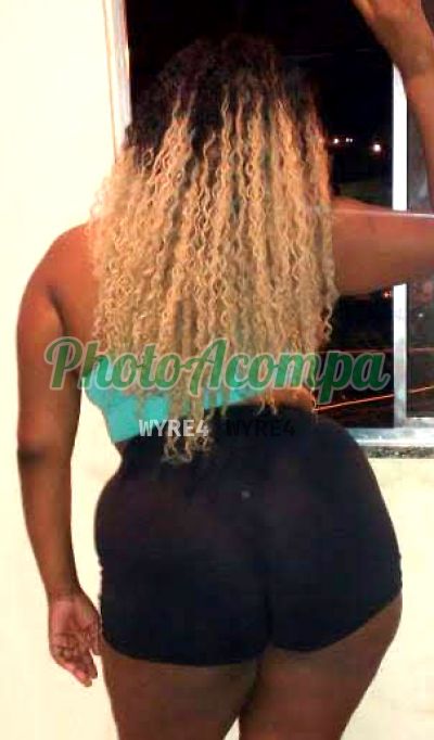 Gordelicia do Cuzão, mulher que faz videochamadas e sexting