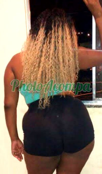 Gordelicia do Cuzão, mulher que faz videochamadas e sexting