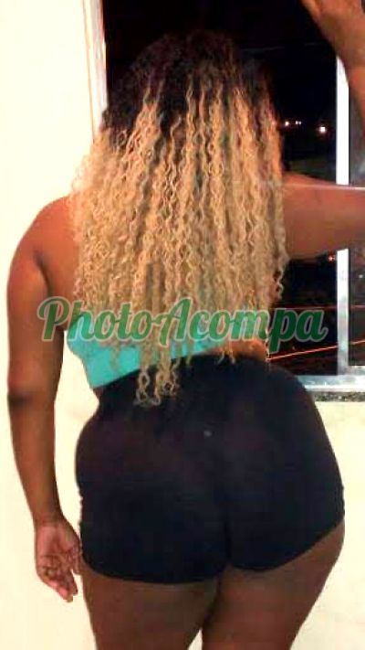 Gordelicia do Cuzão, mulher que faz videochamadas e sexting
