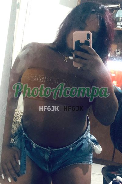 Mayelli, travesti em Guarulhos