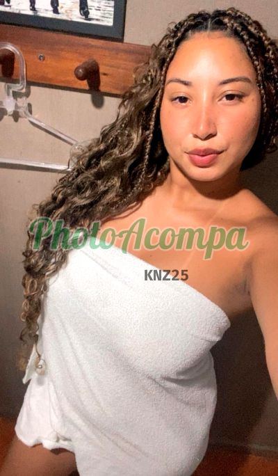 Yara, mulher que faz videochamadas e sexting