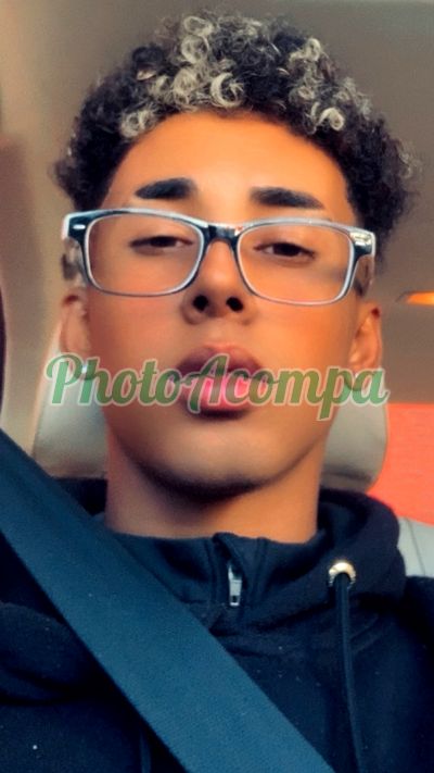 Manollo (41) 99712-8858, garoto de programa em Curitiba