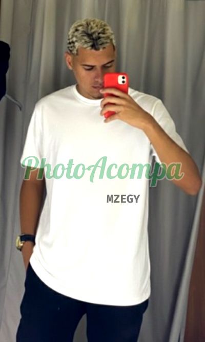 Hermes (21) 95921-7958, um macho ativo de 2 metros e 22 cm de dote ...