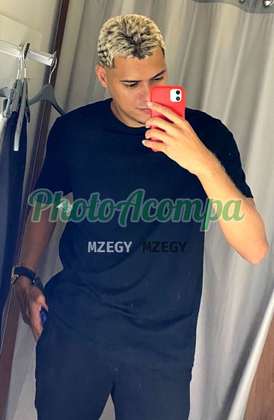 Hermes (21) 95921-7958, um macho ativo de 2 metros e 22 cm de dote ...