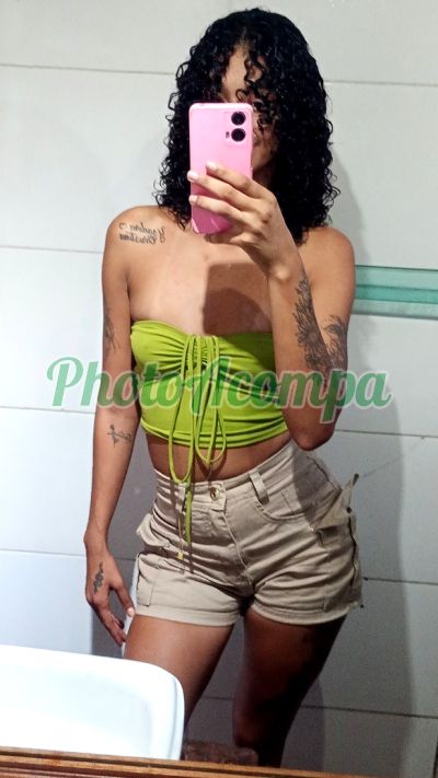 Juh Passos (22) 99266-4364, acompanhante em Búzios