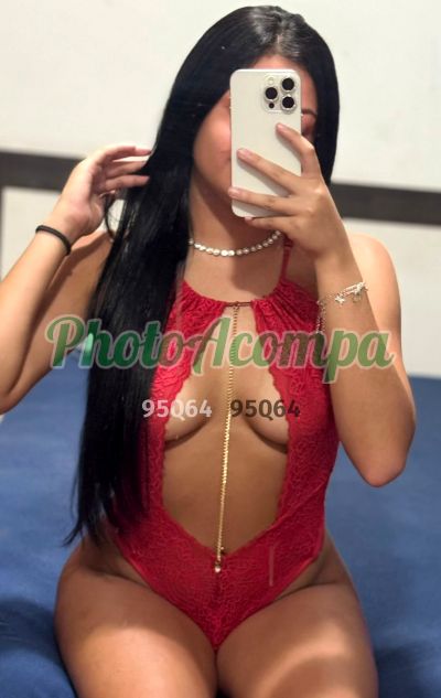 Sofia, acompanhante em Normandia