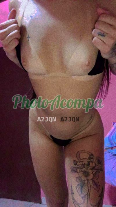 Virtual, mulher que faz videochamadas e sexting