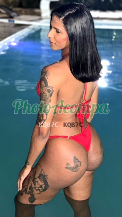 Thaissa Sury, travesti no Centro (RJ)