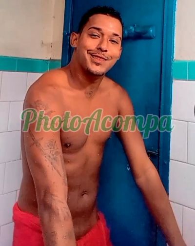 Aquiles Garcya, garoto de programa em Praia Grande