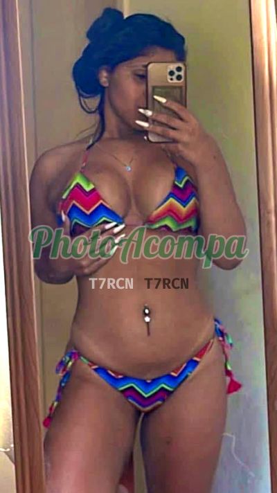Aninha, mulher que faz videochamadas e sexting