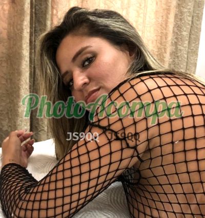 Camilinha, mulher que faz videochamadas e sexting