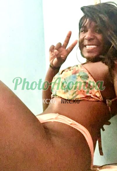 Larissa Caroline (11) 93390-5575, transex em Bauru